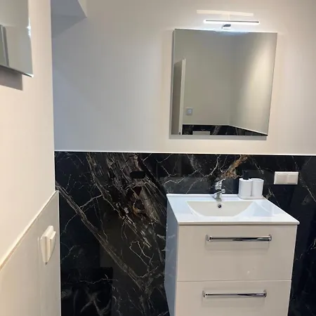 Moderne In Wicker * フレールスハイム・アム・マイン